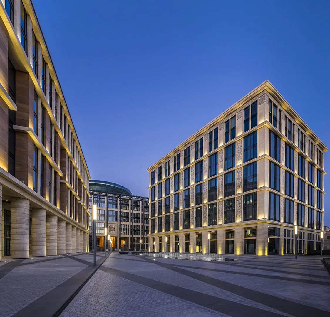 Штаб-квартира компании «Газпром нефть» БЦ Невская Ратуша